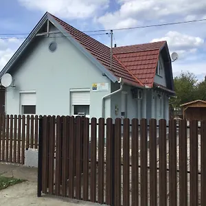 4 Lurko Apartman Uj Apartament Hajdúszoboszló